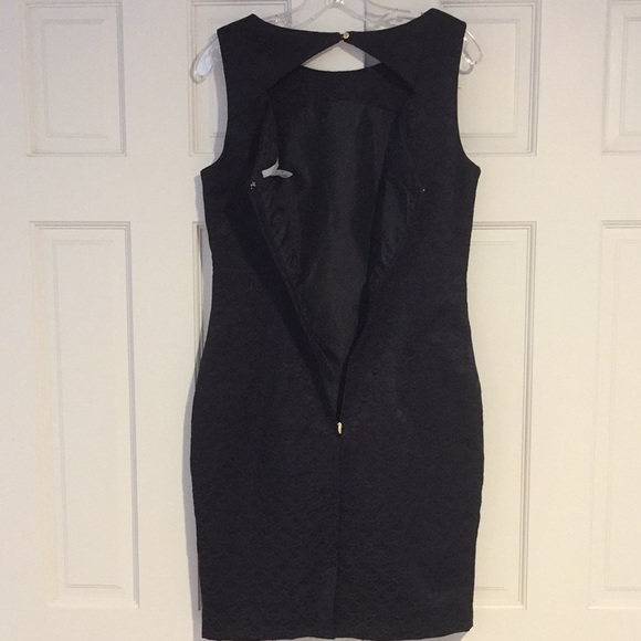 H&M Black Jacquard Weave Dress with Keyhole Back - Picture 5 of 11
